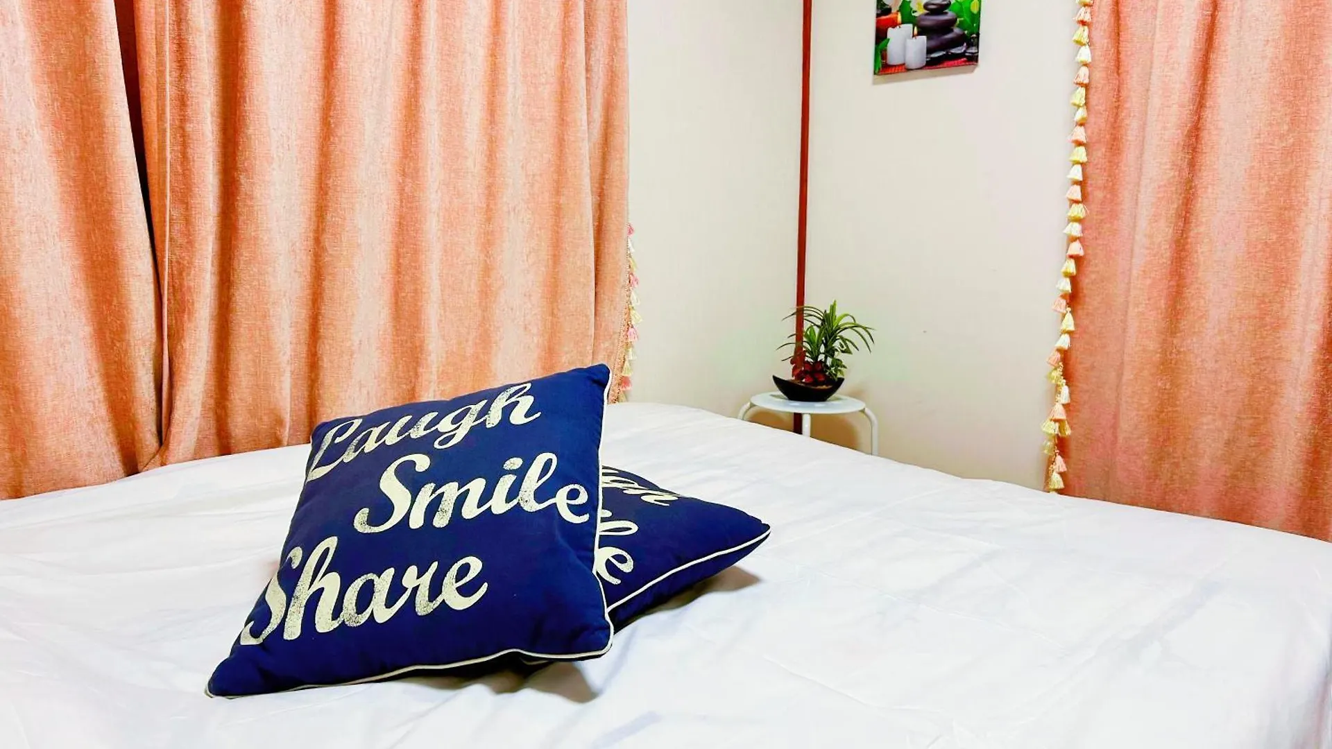 Pensionat Yikebukuro Luckyhouse 池袋一軒家 幸運の家 Hotell Tokyo prefektur